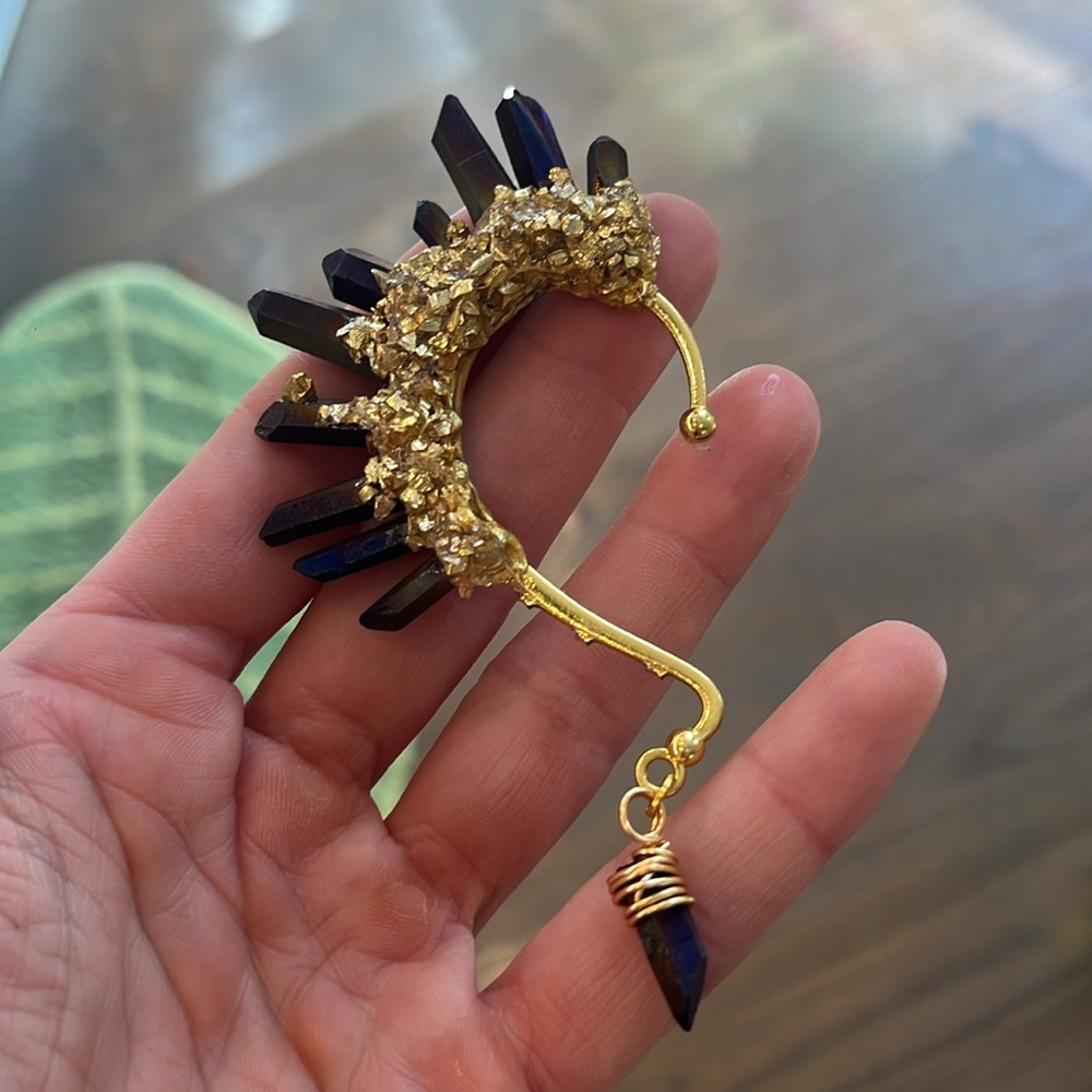 Purple quartz crystal ear cuff no pierce earring with gold accents